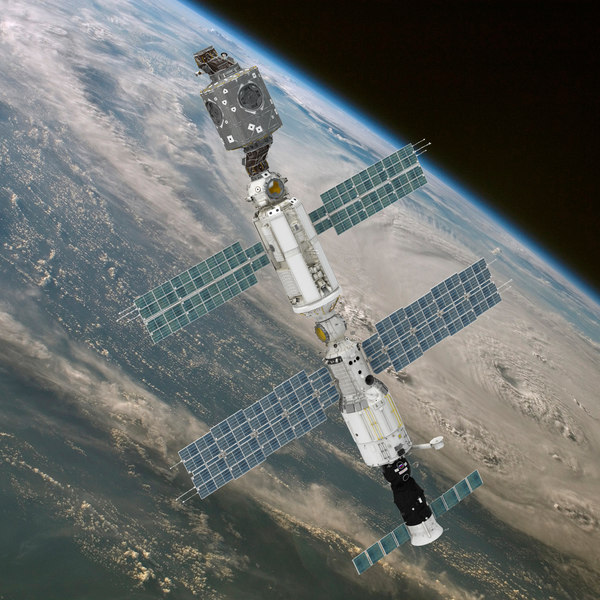 max international space station iss - International Space Station ISS 2000 by 3d_molier