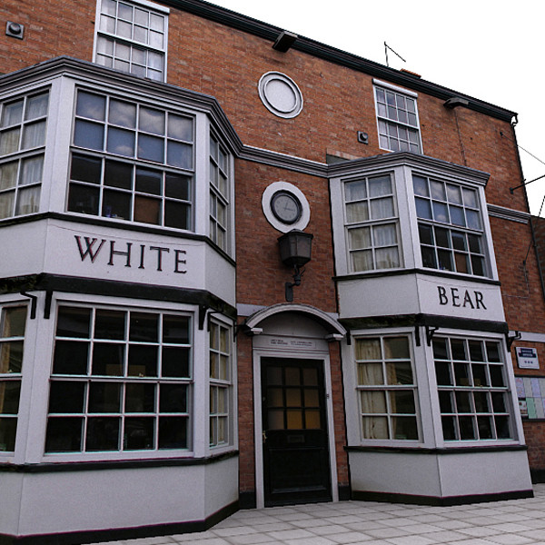 English Pub 002