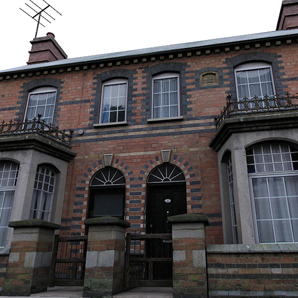 English House 003